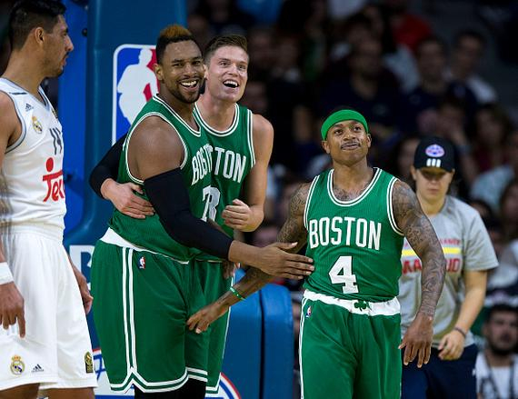 足球传控体系的核心原理（传控足球的核心机制）