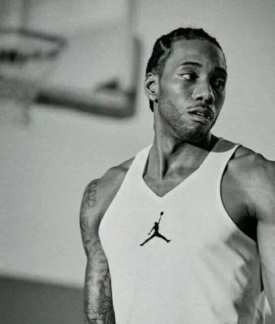 镜报：斯洛特将在48小时内与萨拉赫会面，决定后者未来走向（镜报：斯洛特将于48小时内与萨拉赫会谈，敲定其未来去向）